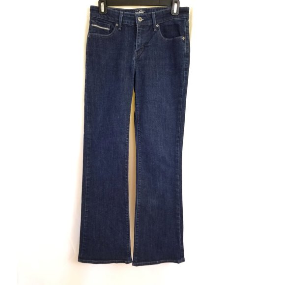 levis demi curve bootcut jeans